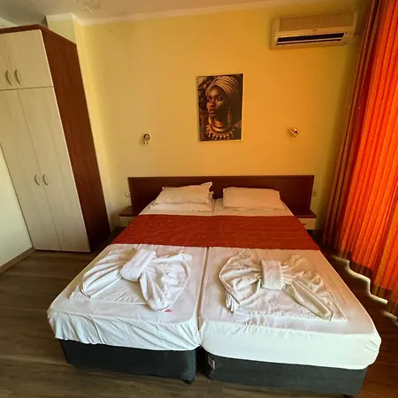 At Sunny Appartement