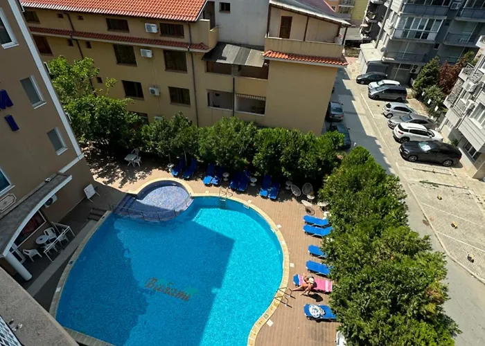 At Sunny Apartment *